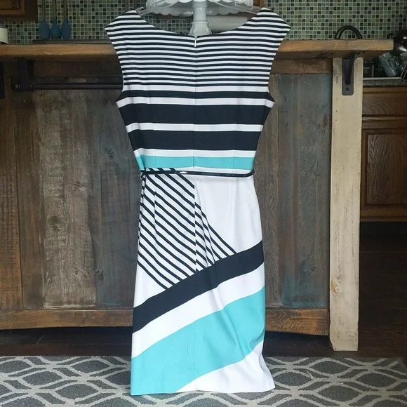 London Times Striped Shift Dress with Belt - Women's 10 - Picture 5 of 8